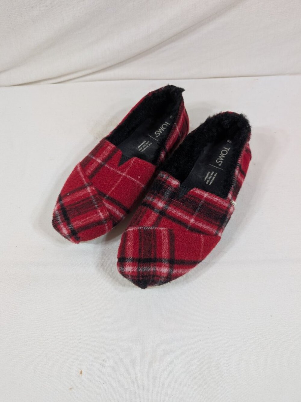 Toms Slip Ons